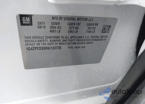 2017 Buick Lacrosse Essence z USA, uszkodzony, nr VIN 1G4ZP5SS8HU130705